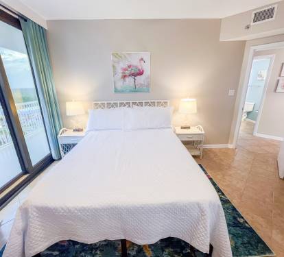 Queen Bedroom