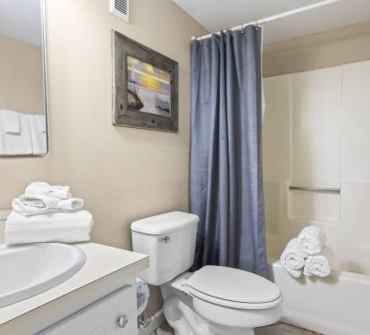 Full Bathroom