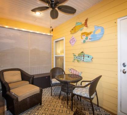 Private Screened In Porch
