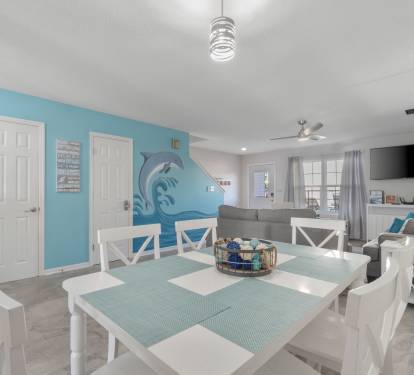 Dining table perfectly seats 6