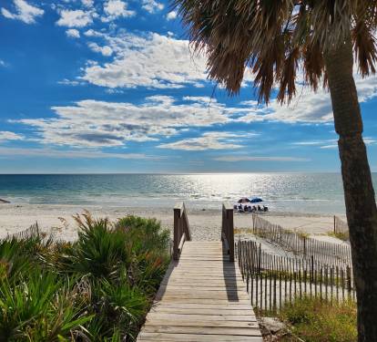 Neighborhood Boardwalk, 1 Minute Walk
