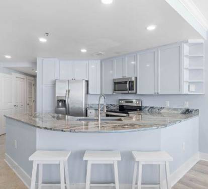 Fully Stocked Kitchen