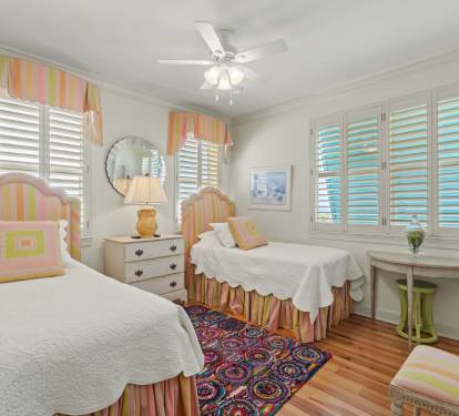 Guest Bedroom 2 (2 Twins)