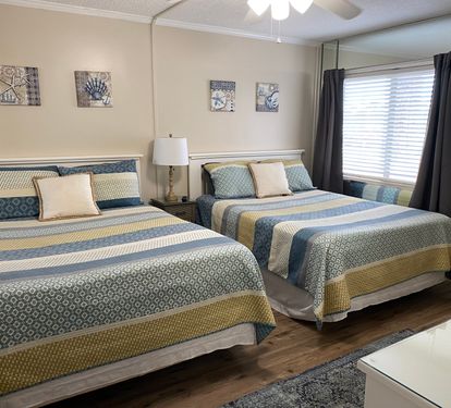 Bedroom with 2 queen beds