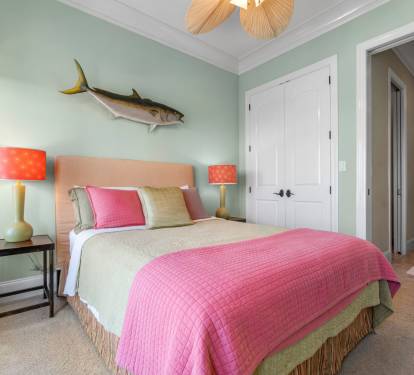 Guest Bedroom 2 (Queen)