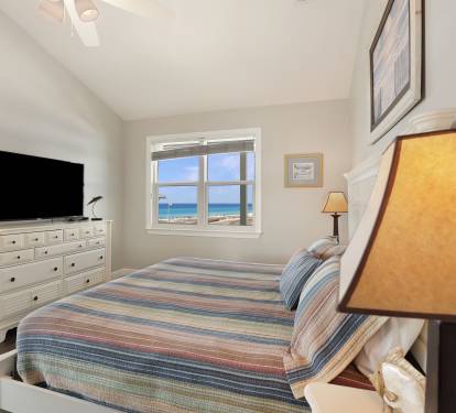 Master Bedroom #1 on top level-King Bed; Private bath. AMAZING GULF VIEWS from bed!!