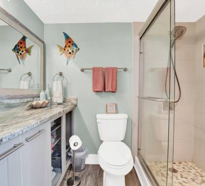 Second Guest Room Ensuite Bathroom