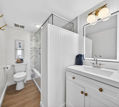 Upstairs Master Bathroom