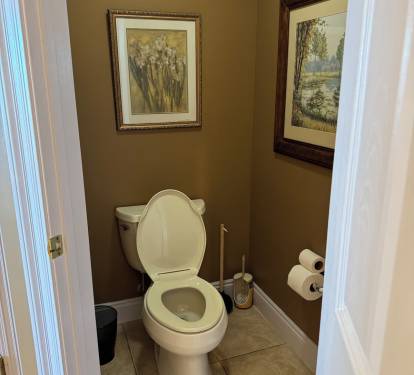 Master bathroom private.