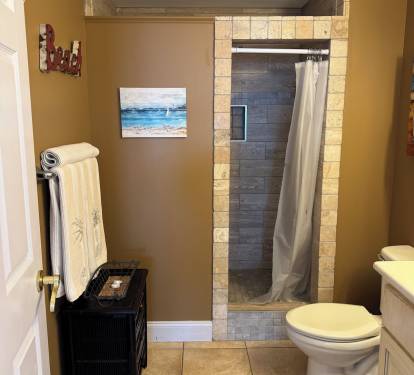 Bathroom #2 shared between quest rooms.