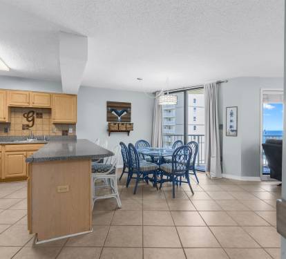 Kitchen/Dining
