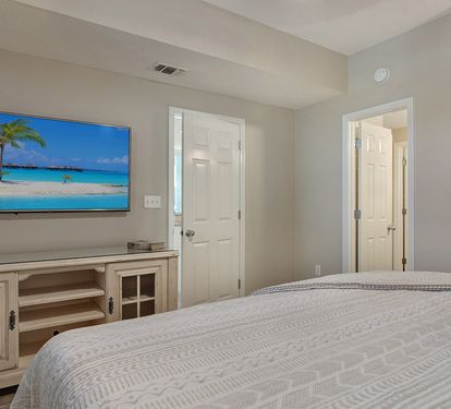 Guest King bedroom