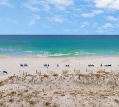?? "Endless Beach Days Await. From soft dunes to the emerald waters, A Shore Thing puts you right in the heart of this breathtaking coastal paradise." ????? #BeachFrontViews #AShoreThing