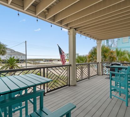 Deck Off Living