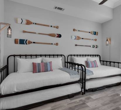 Fun Kids Room w/ 4 Twin Beds, Foosball, Smart TV! Trundles Can Convert to Kings