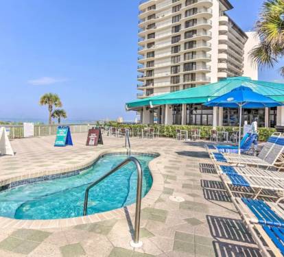 4 Hot Tubs Nearby