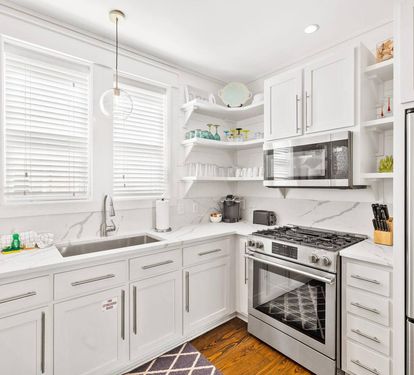 Fully stocked kitchen