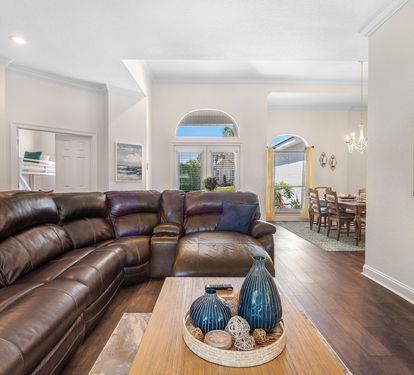 Oversized sectional sofa