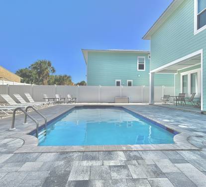 Pool that can be heated