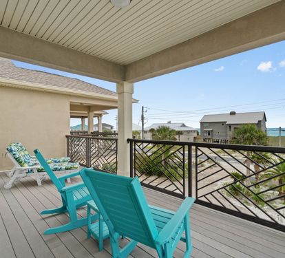 Deck Off Living