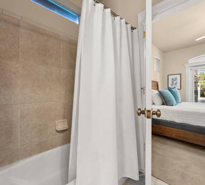 Shared Jack-and-Jill Bath Between Guest Bedrooms