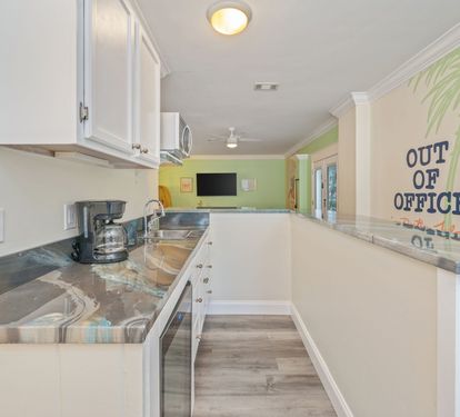 1st floor kitchenette