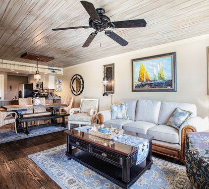 Living room & dining area