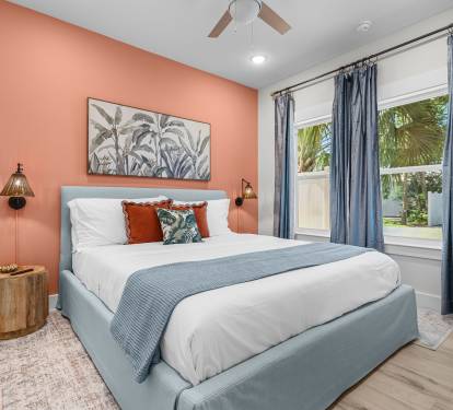 Tuck yourself in to sleep by watching your favorite TV show straight from the bed.