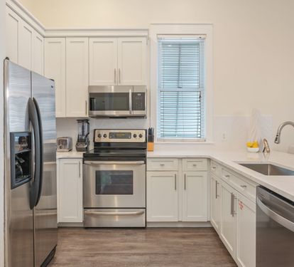 Fully stocked kitchen perfect for gatherings