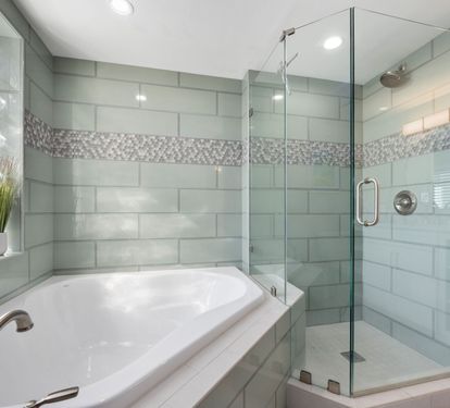 ?? "Indulge in Luxury. The master bath features a spacious soaker tub, a walk-in tiled shower, and modern amenities—your personal spa experience at After Dune Delight." ???