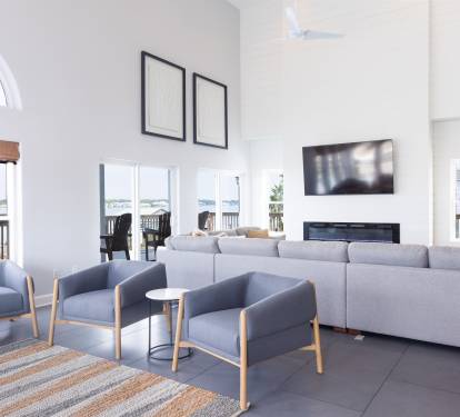 18 foot ceilings and panoramic views in Great Room