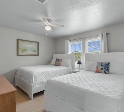 Guest Bedroom (2 Queens)