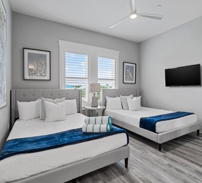 2 Queen Bedroom