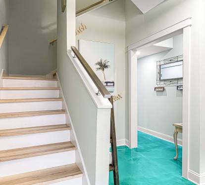 Steps to Bottom Level