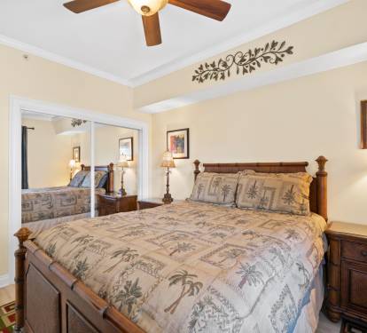 Beautiful queen bedroom