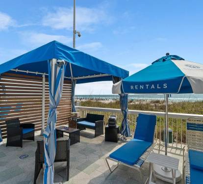 Rental of cabanas, umbrellas and deluxe chairs