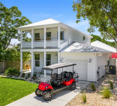 Enjoy the lovely two-floor home where you will find everything you need to have the best experience imaginable.