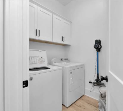 Full size Washer and Dryer