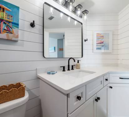 Master Bathroom - New Vanity and fixtures