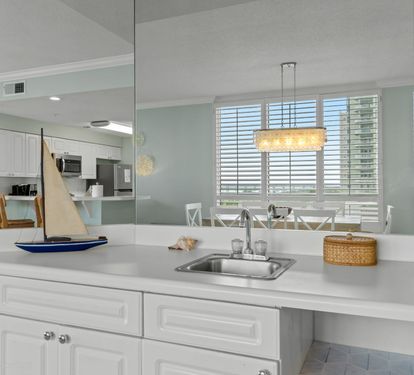 Wet bar