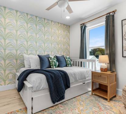 High-quality linens, sheets, and enough pillows to start a small pillow war.
