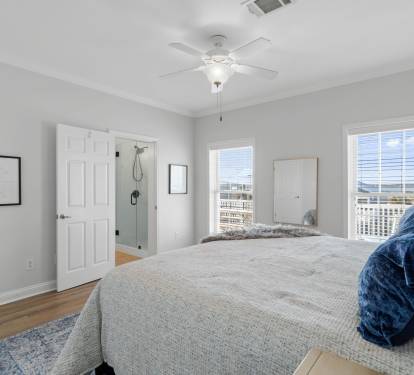 Master Bedroom (King)