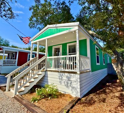 Cottage 6 Exterior