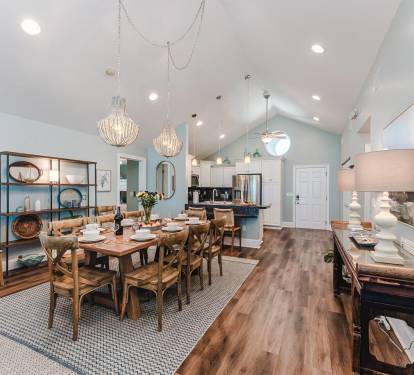 Gather Around the Table with Family and Friends in SunScape's Dining Area