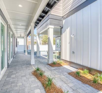 10 Br House
