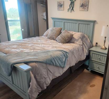 guest room Queen