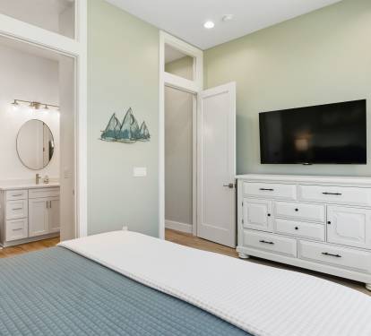 Main level bedroom