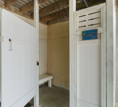 Outdoor Hot/Cold Shower