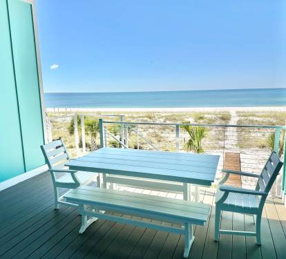 Outdoor dining with fantastic views