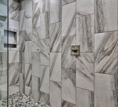 Guest shower